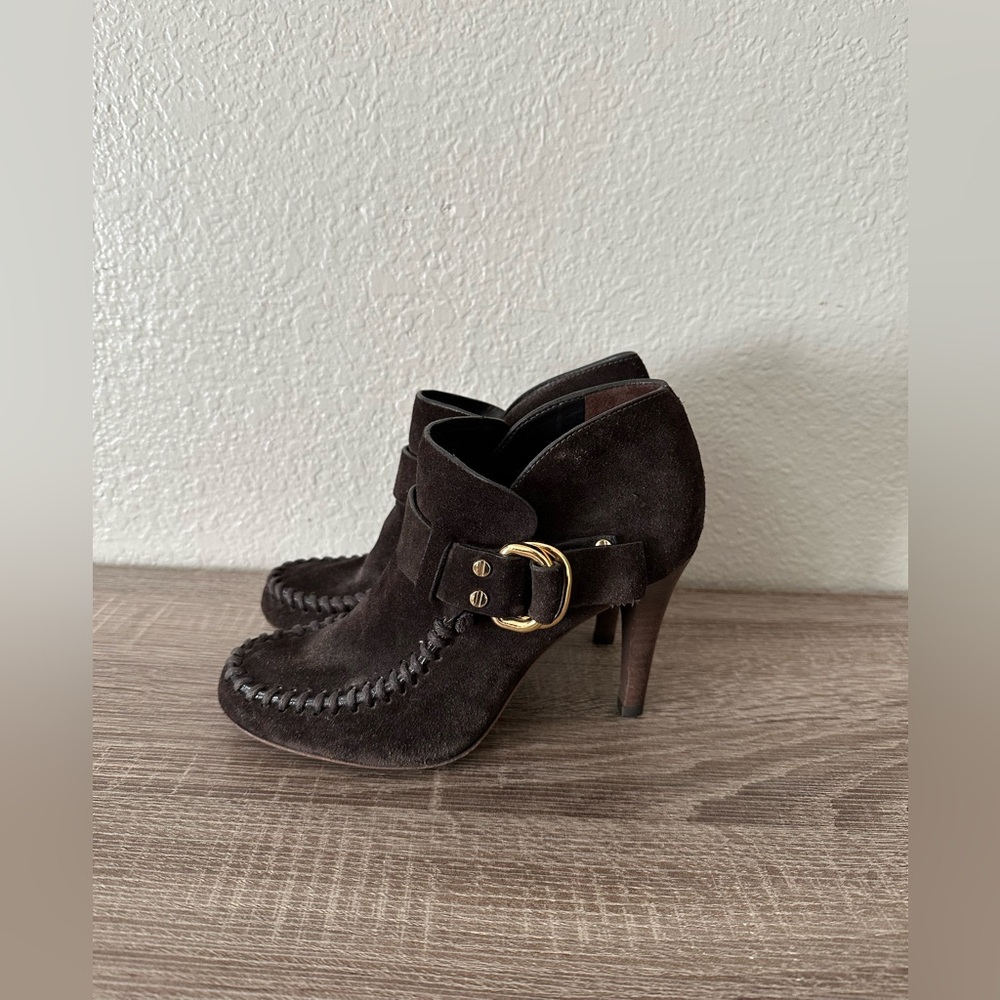 Tory Burch women’s brown suede ankle booties size 6M